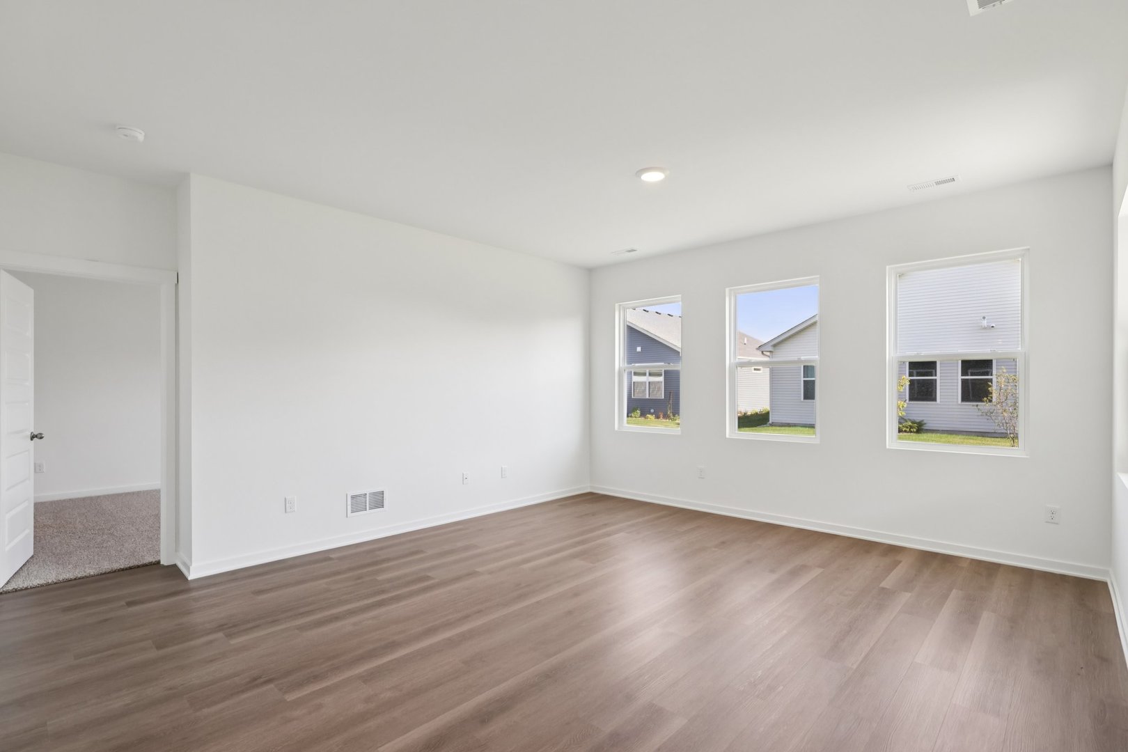 14612 S Azalia Circle Property Photo 5