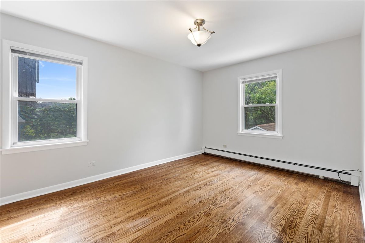 5768 N Lacey Avenue Property Photo 10