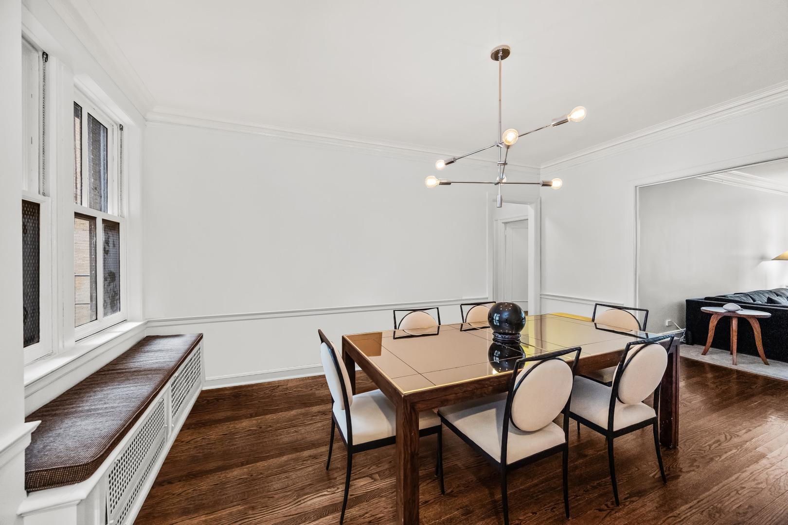 3300 N Lake Shore Drive 8d Property Photo 6