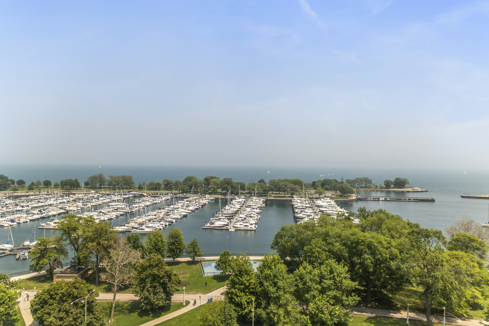 3300 N Lake Shore Drive 8d Property Photo 15