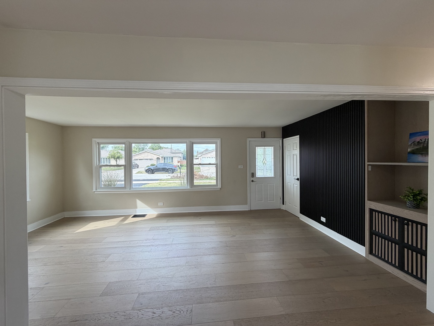 6449 W 84th Street Property Photo 4
