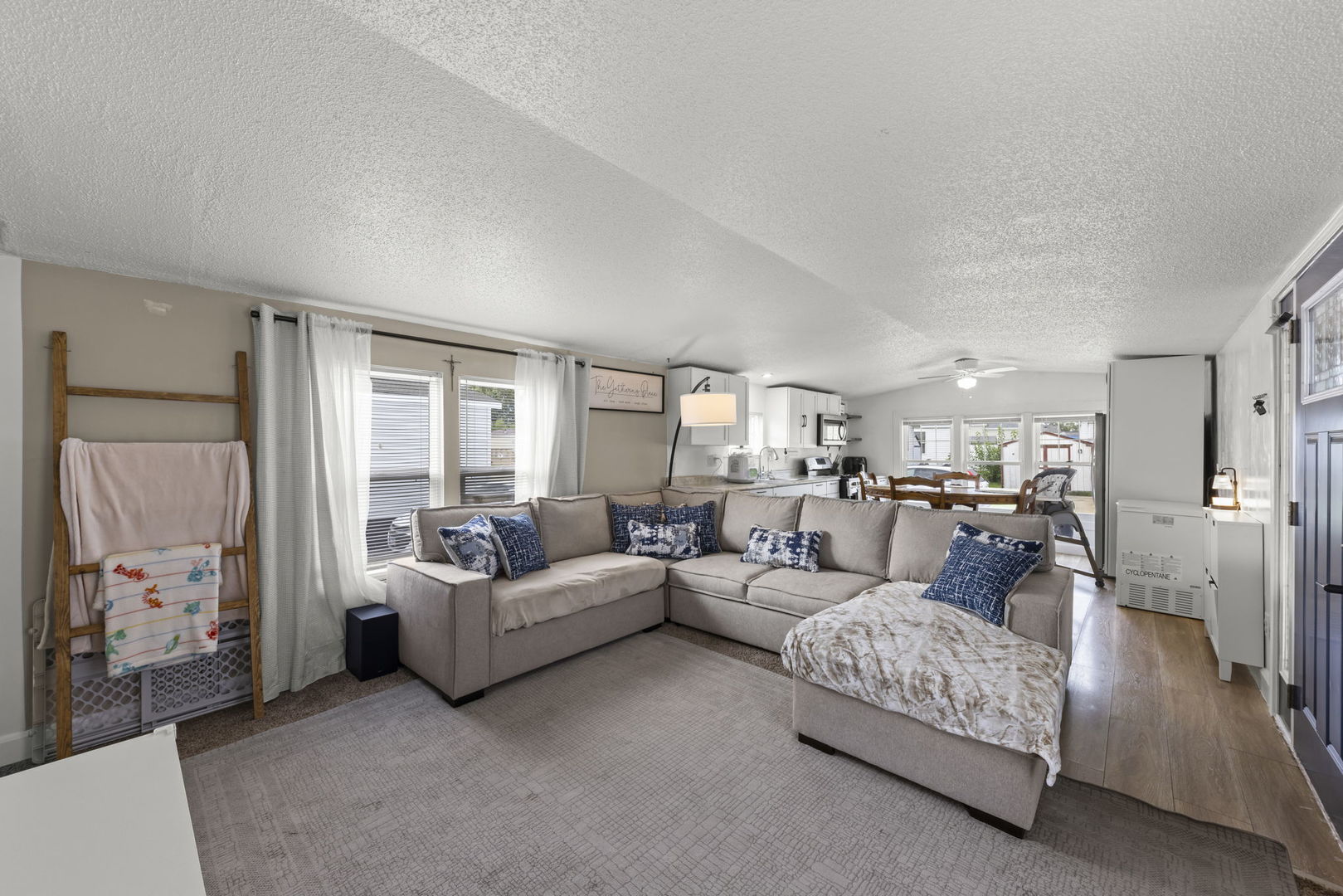 12762881 Property Photo 2