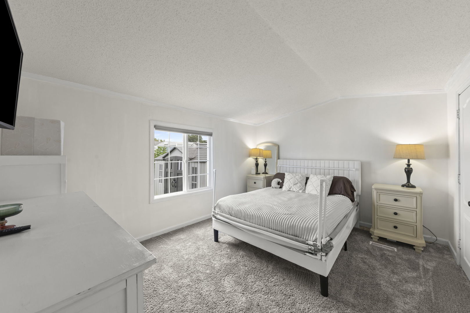 12762881 Property Photo 9