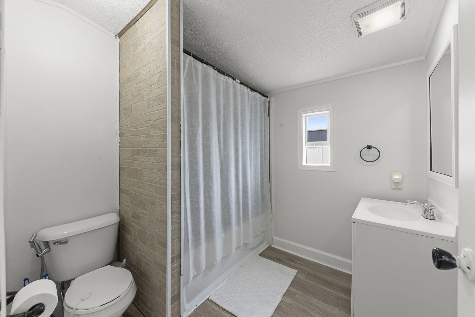 12762881 Property Photo 11