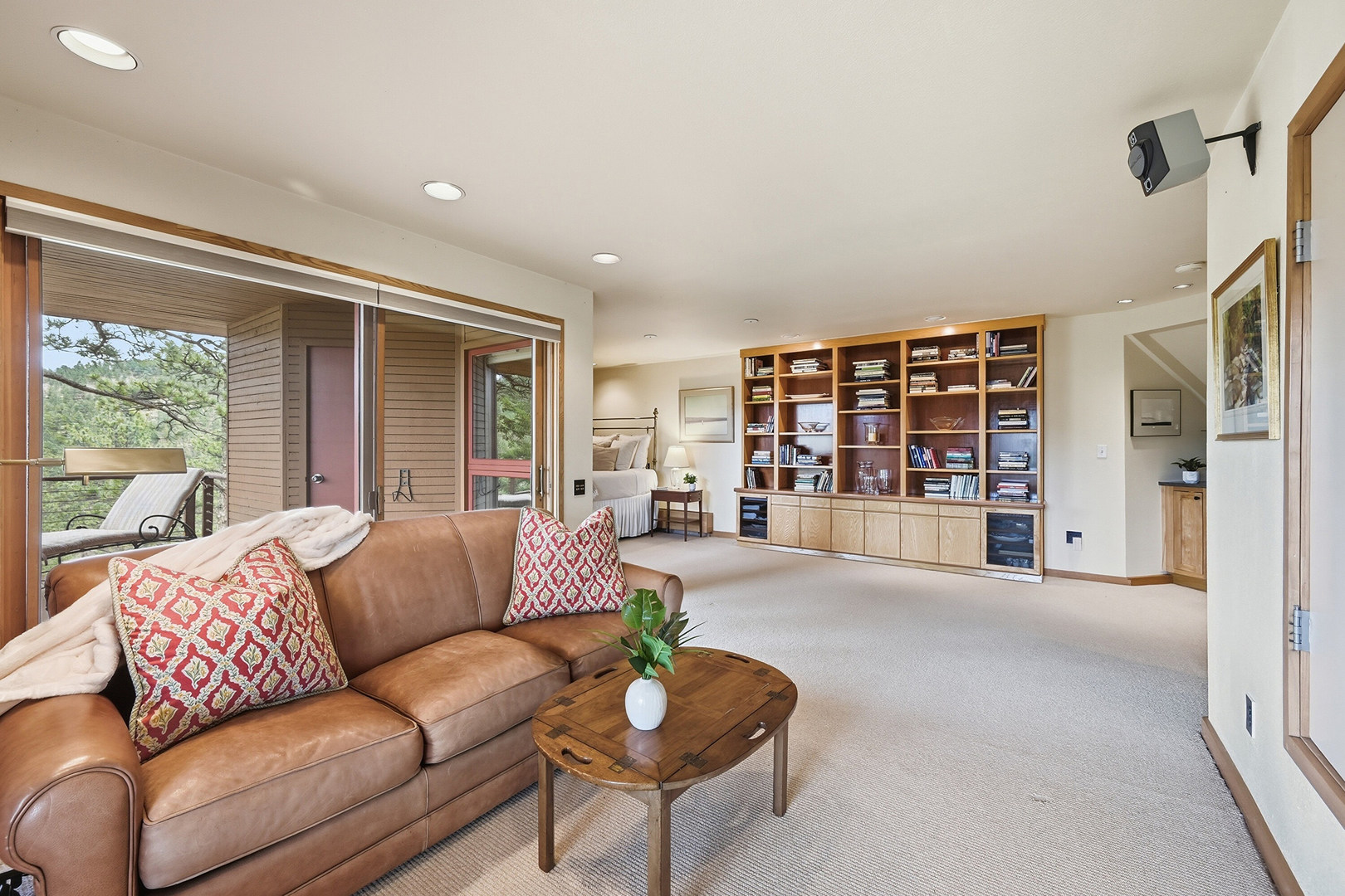 3367 Sunshine Canyon Drive Property Photo 29