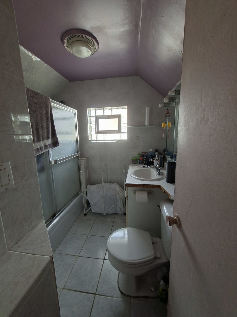 3109 N Newland Avenue Property Photo 12