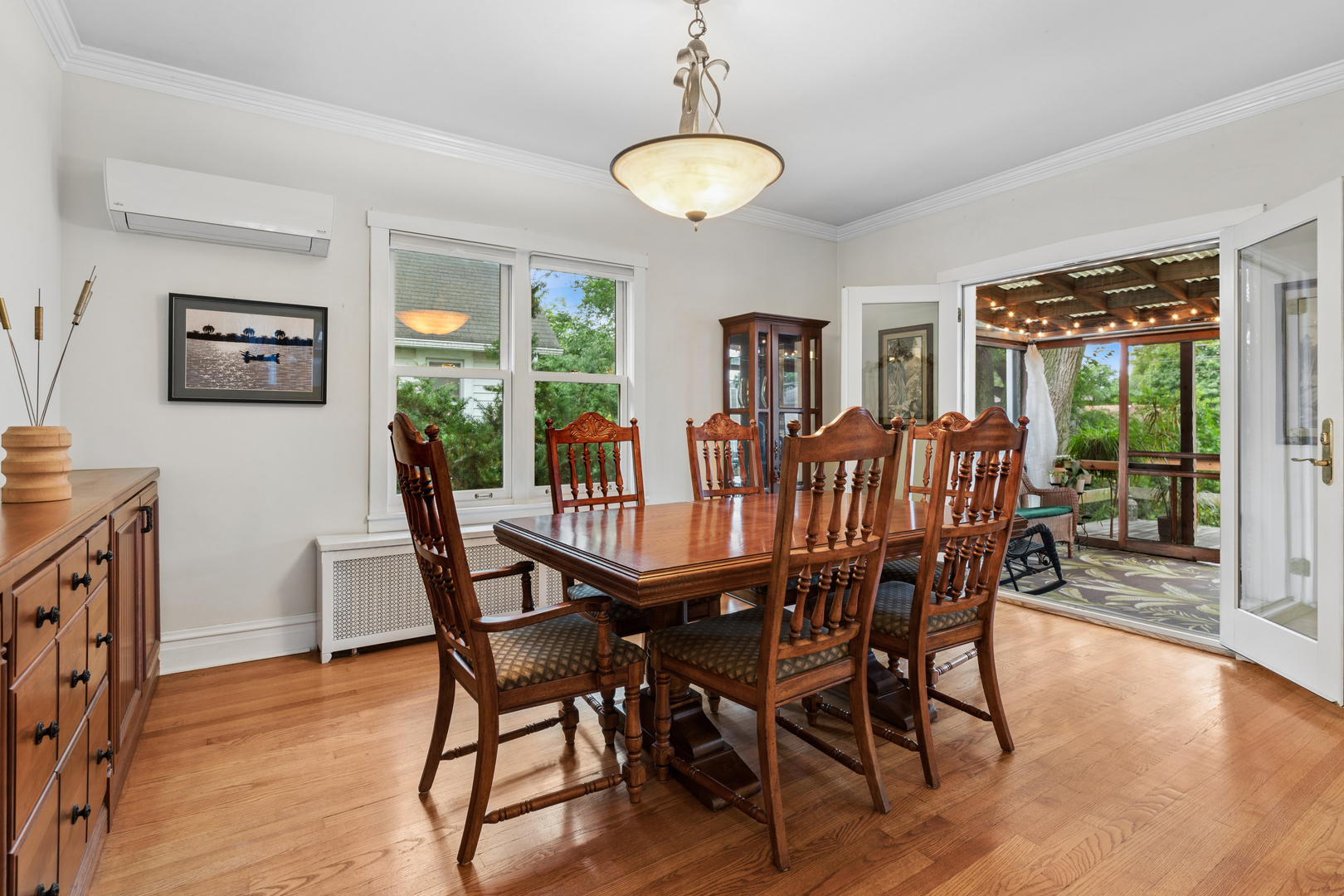 520 Courtland Avenue Property Photo 8