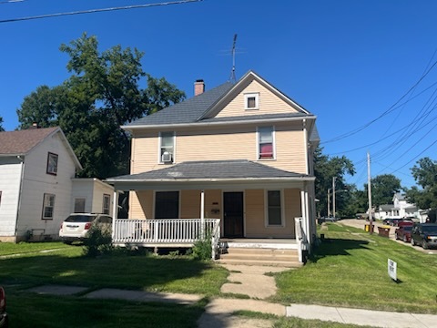 1002 Oak Avenue Property Photo 1