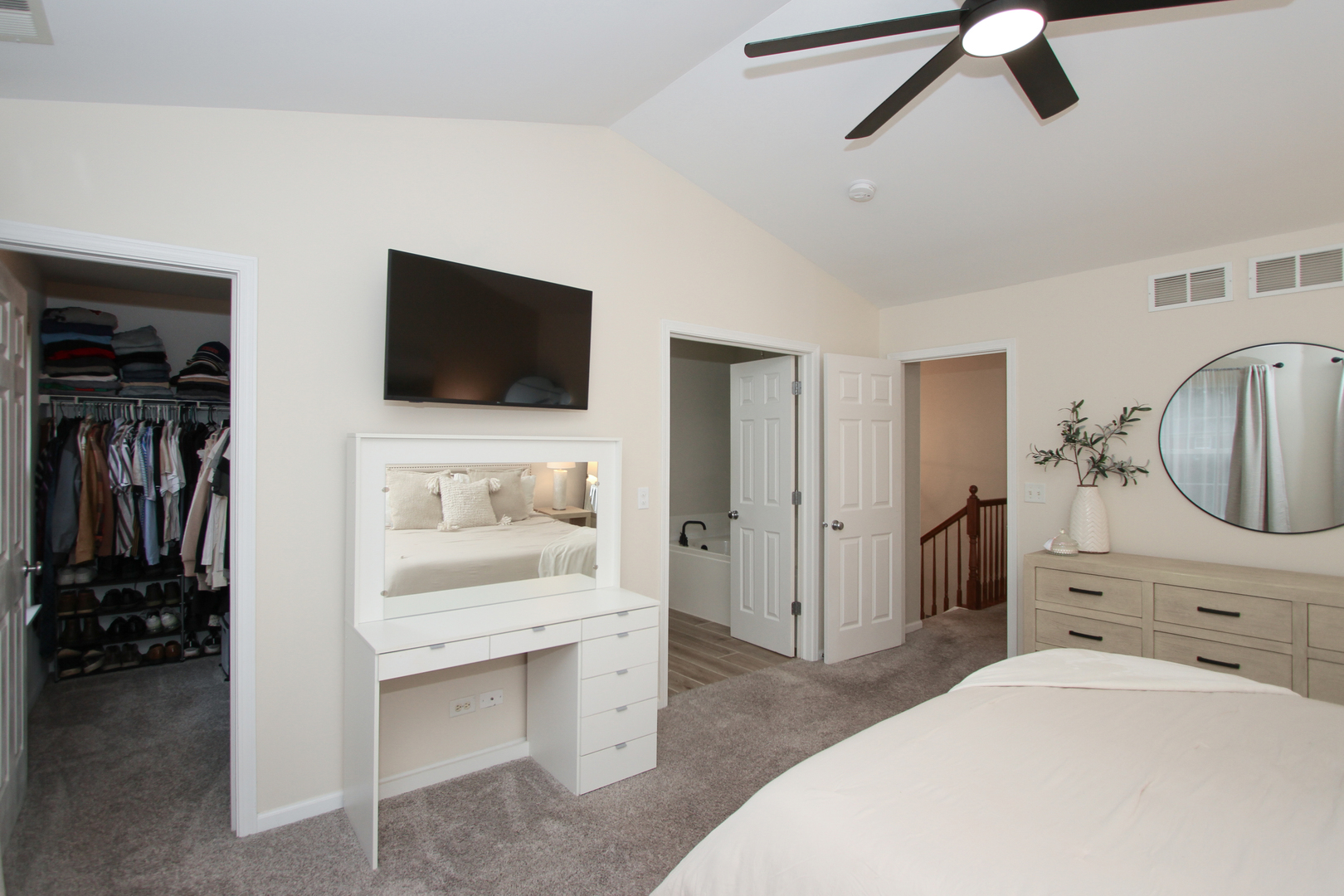 734 Thornbury Road Property Photo 14