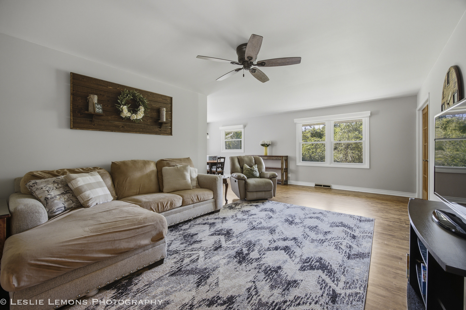 6020 Tyler Drive Property Photo 4