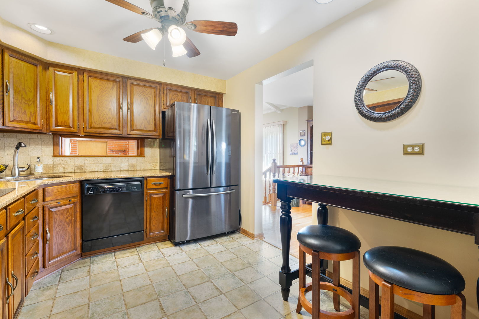 8746 40th Street Property Photo 9