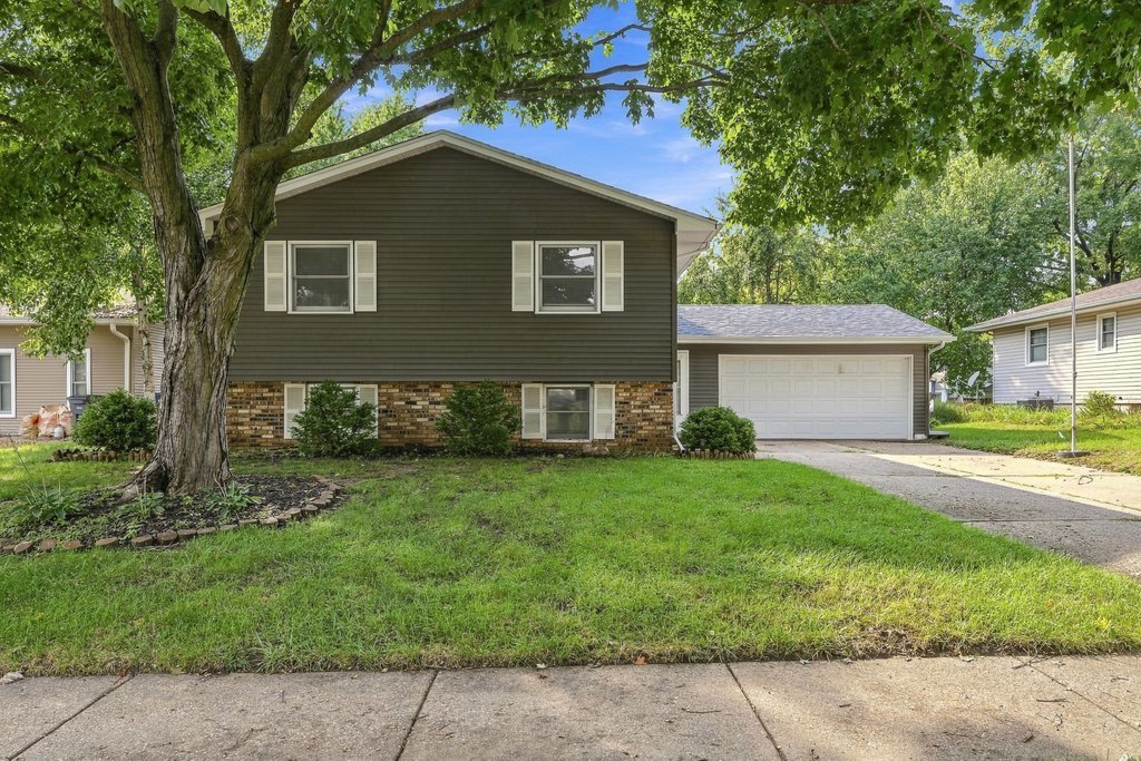 3330 Fairview Drive Property Photo 1