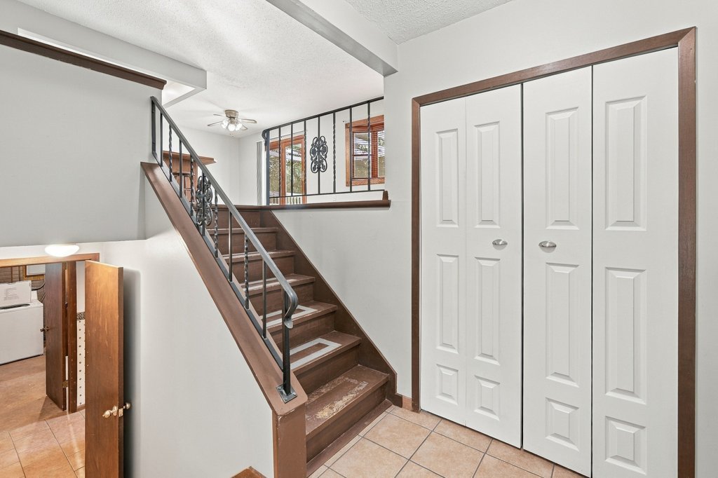 3330 Fairview Drive Property Photo 4