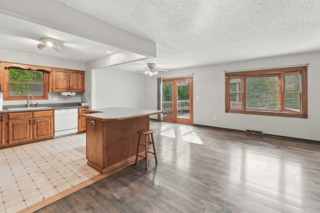 3330 Fairview Drive Property Photo 8