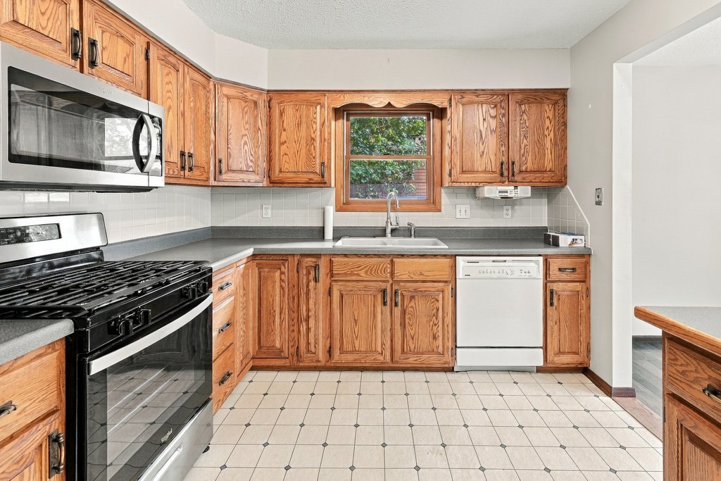 3330 Fairview Drive Property Photo 14