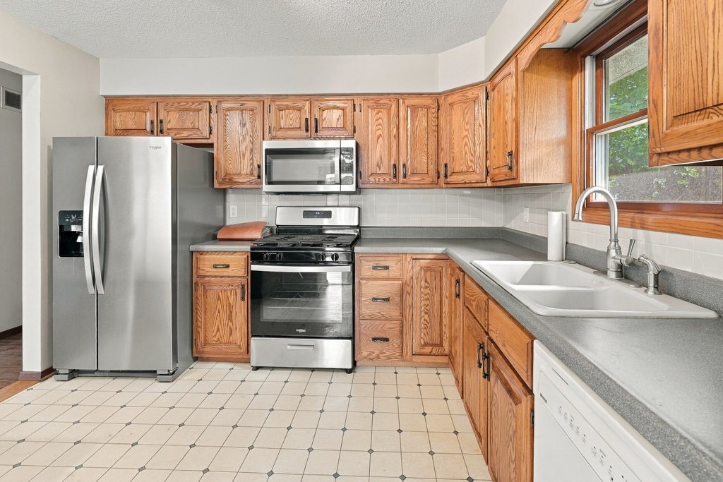3330 Fairview Drive Property Photo 16
