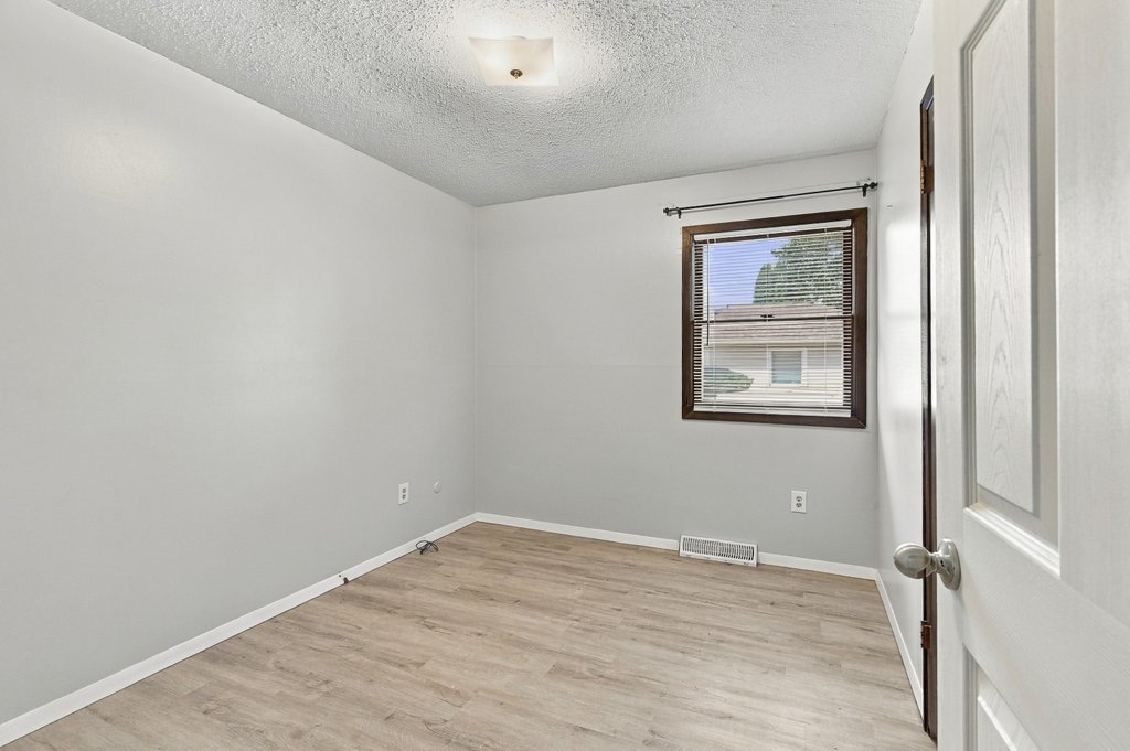 3330 Fairview Drive Property Photo 20