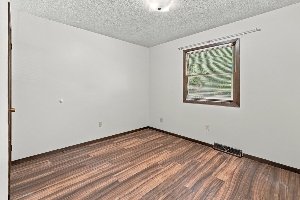 3330 Fairview Drive Property Photo 22