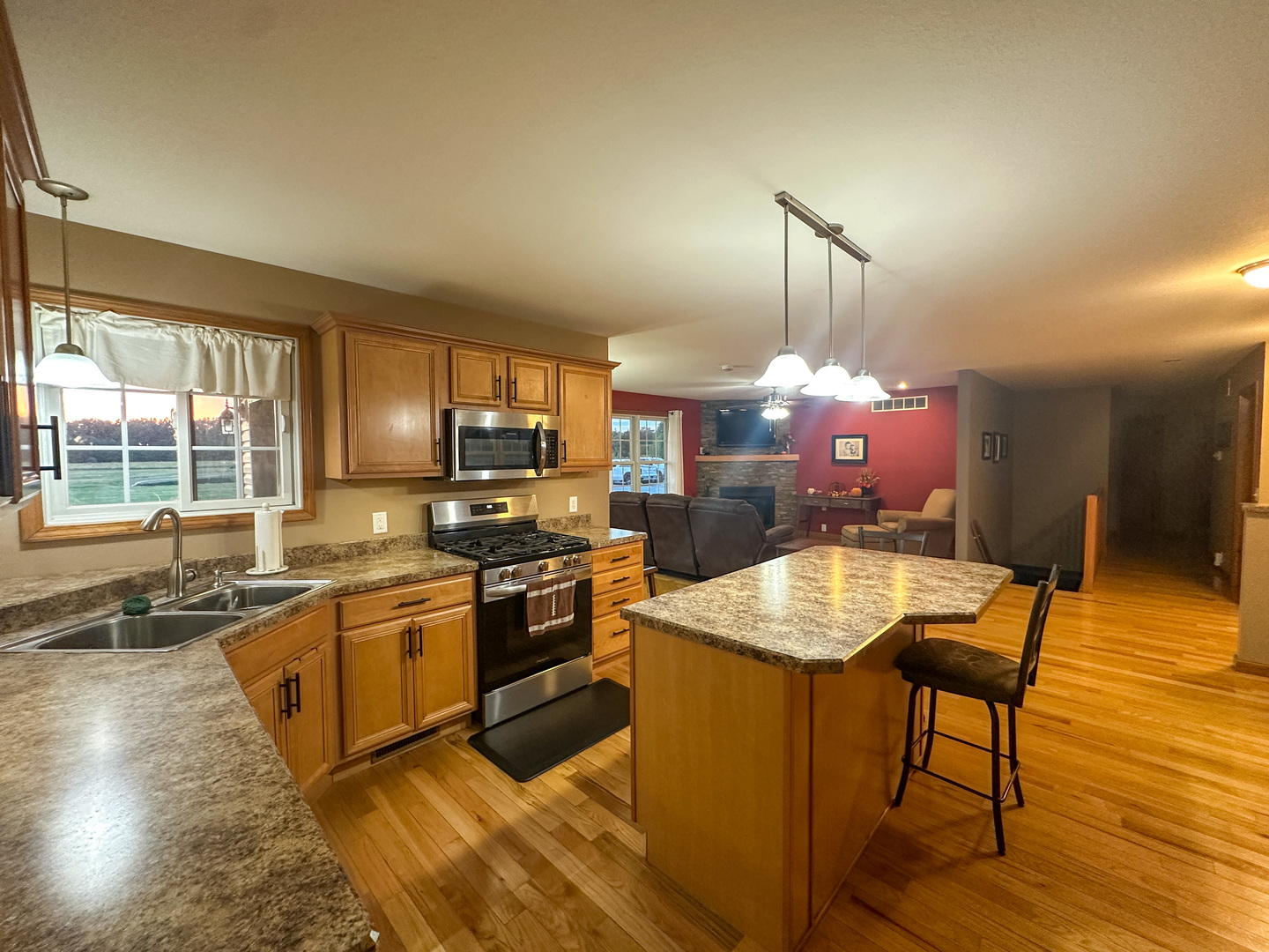 9385 N 1000th Road Property Photo 5