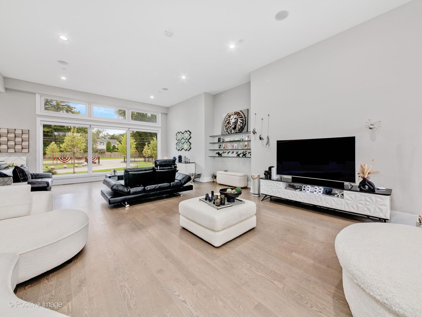 12762948 Property Photo 9