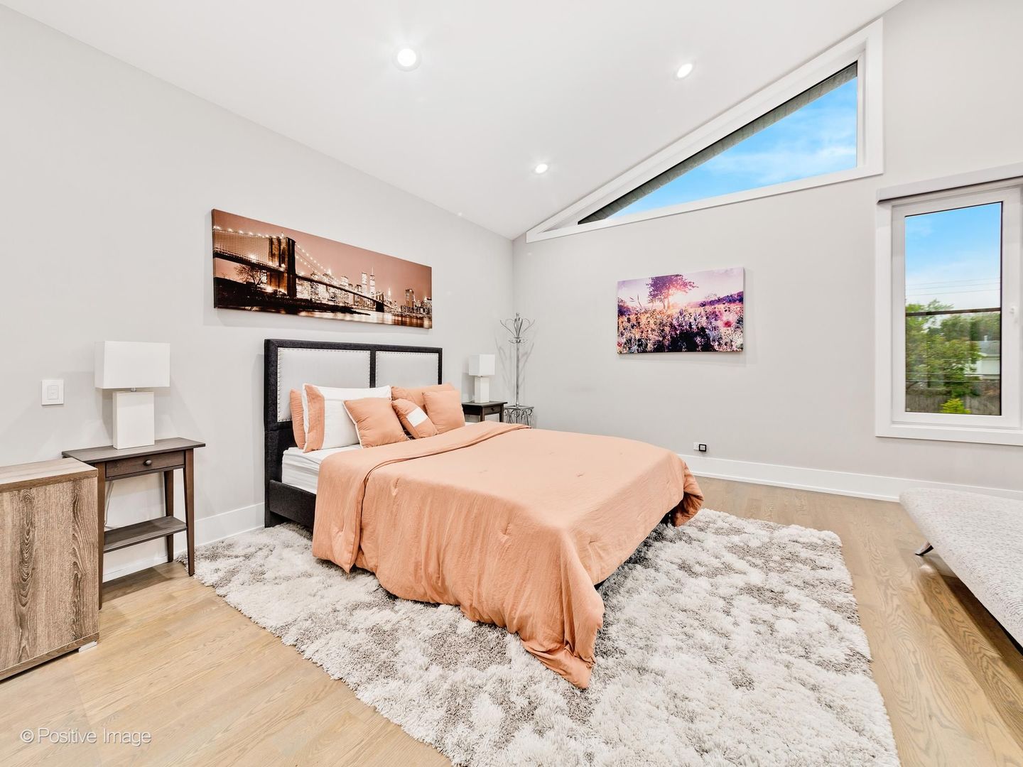12762948 Property Photo 32
