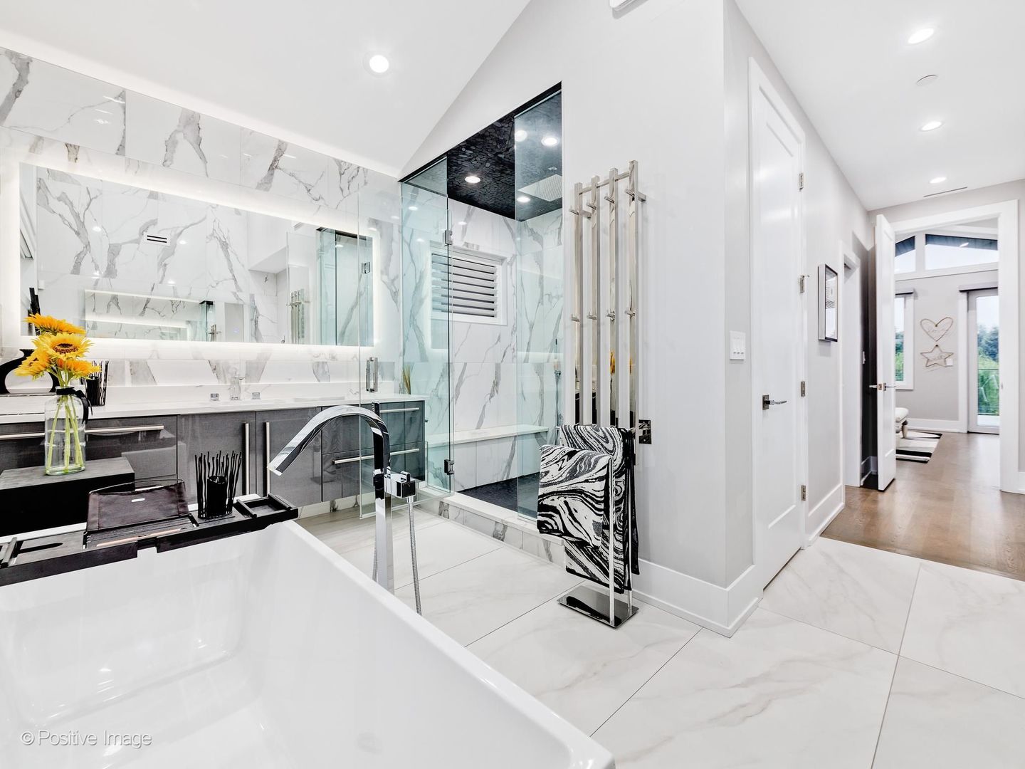 12762948 Property Photo 46