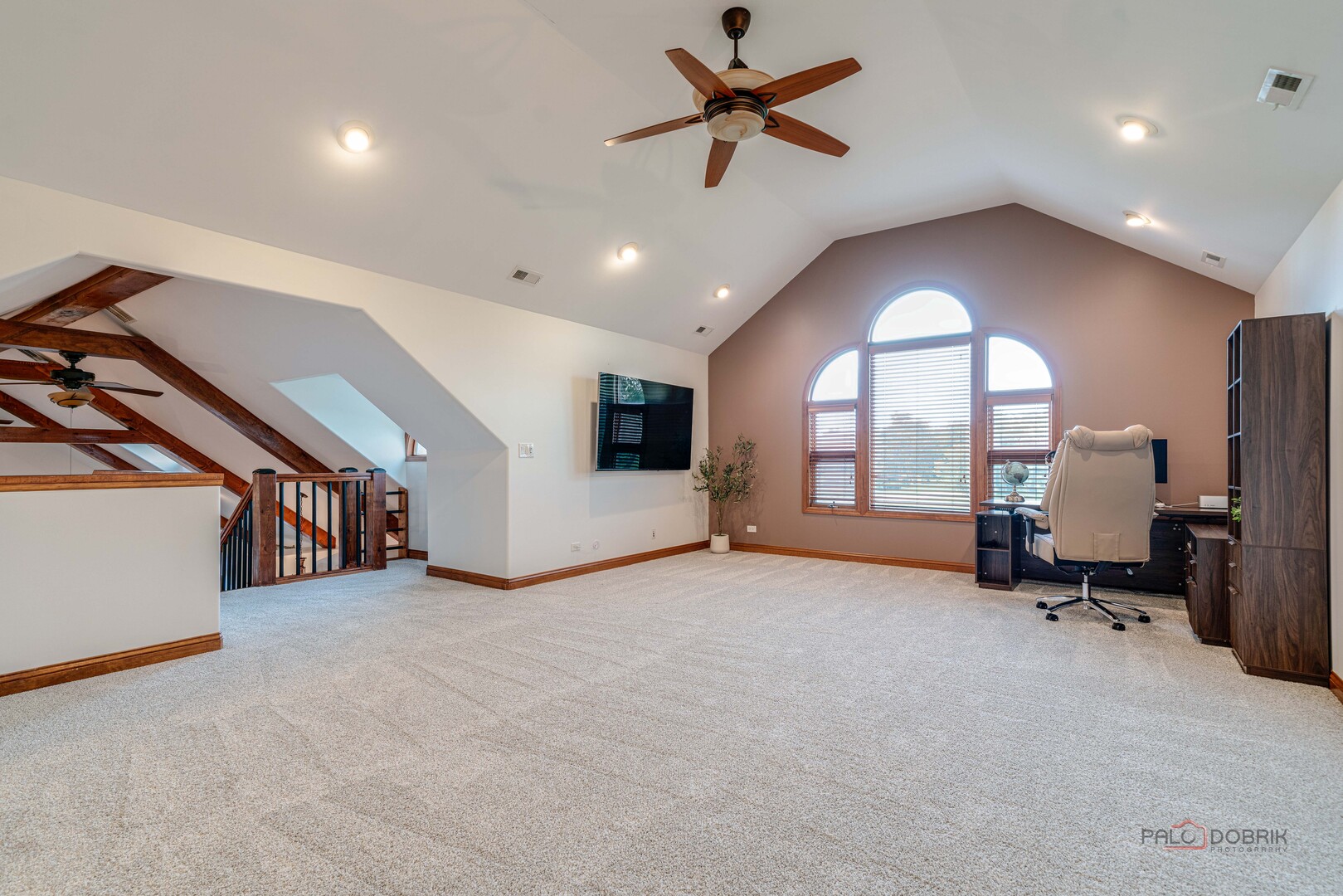 8208 Country Shire Lane Property Photo 15