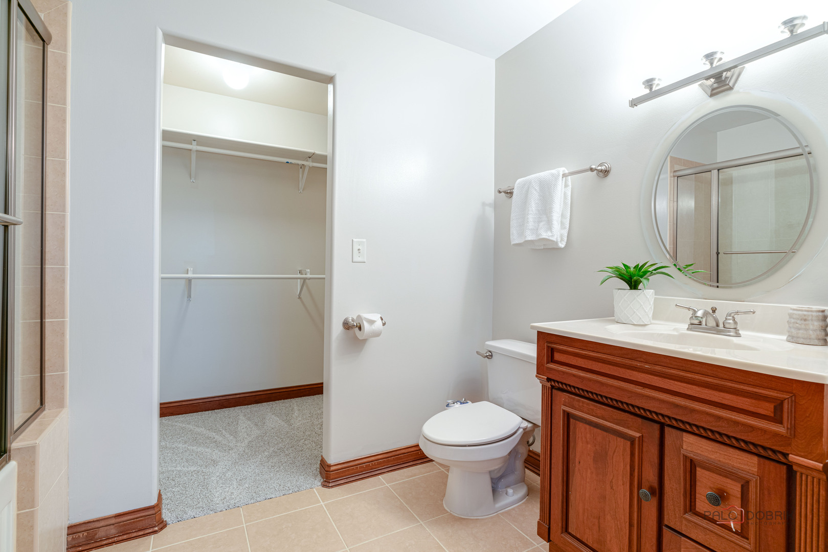 8208 Country Shire Lane Property Photo 21
