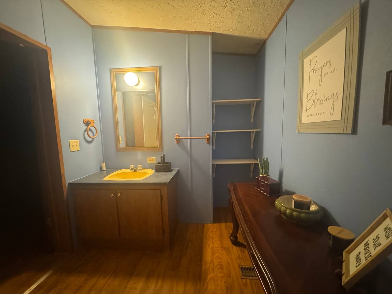 206 W Mcgaughey Street Property Photo 18