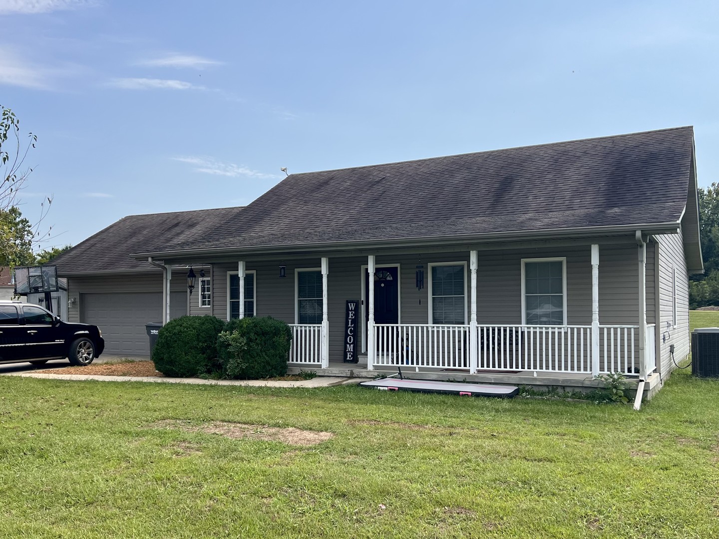 5625 Silver Fox Drive Property Photo 1