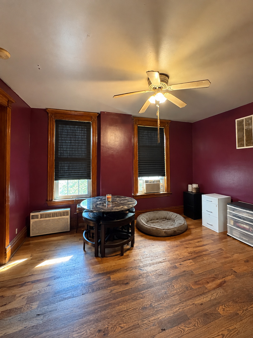 4051 W Monroe Street Property Photo 3