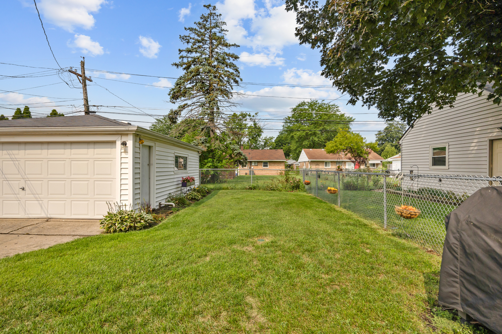 952 W Grant Drive Property Photo 15
