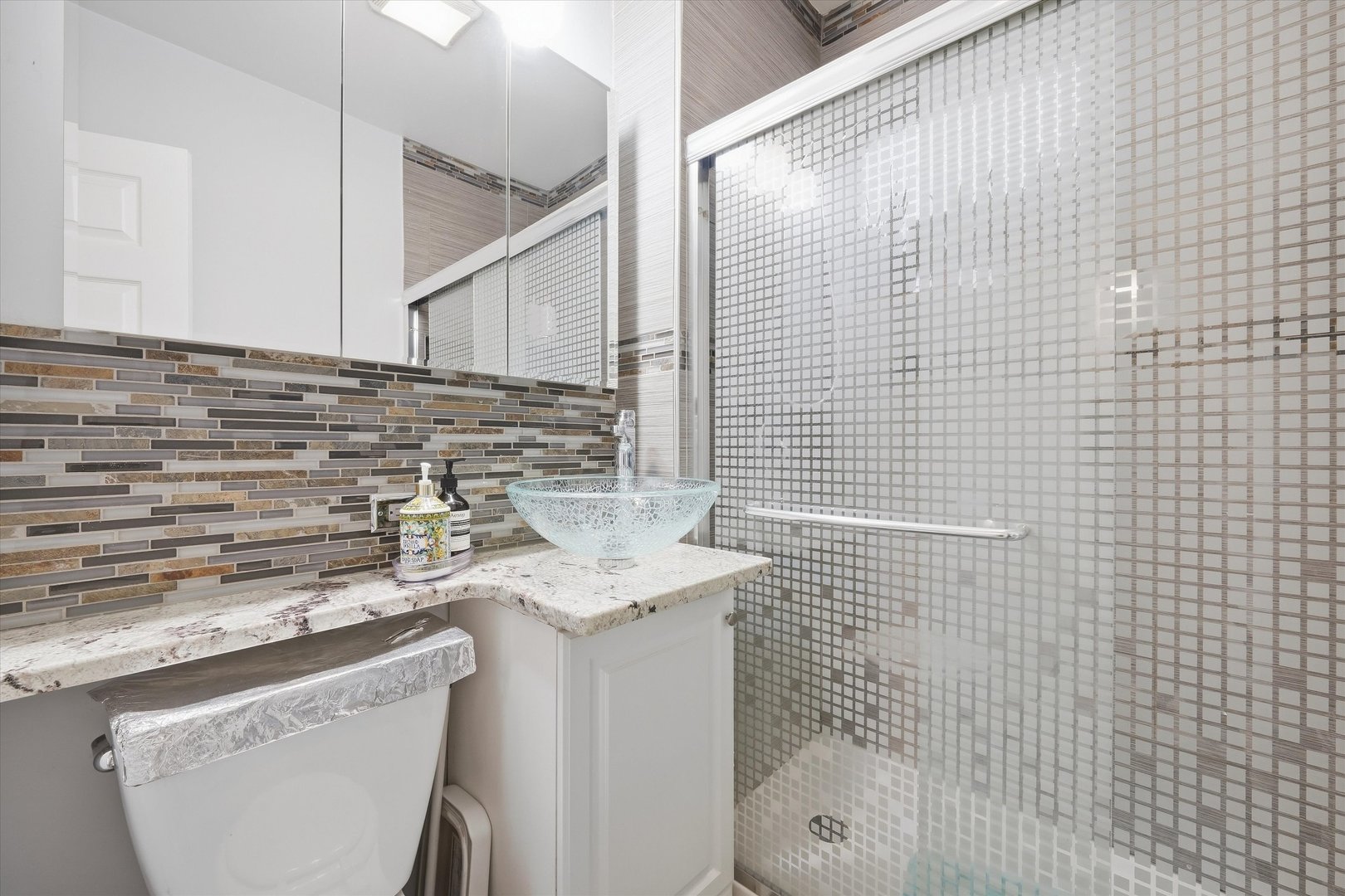 4511 S Francisco Avenue Property Photo 10