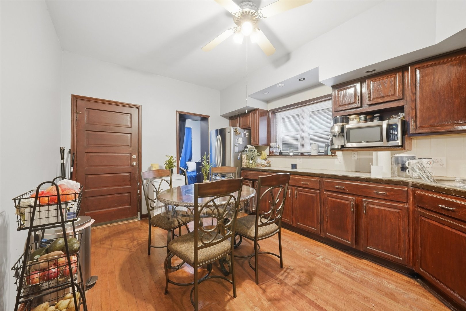 4511 S Francisco Avenue Property Photo 17