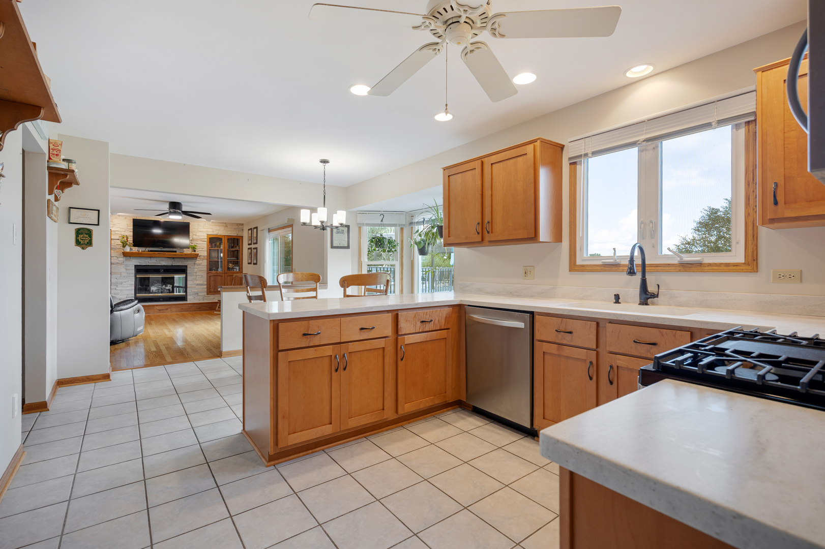 15n133 Shirewood Farm Road Property Photo 3
