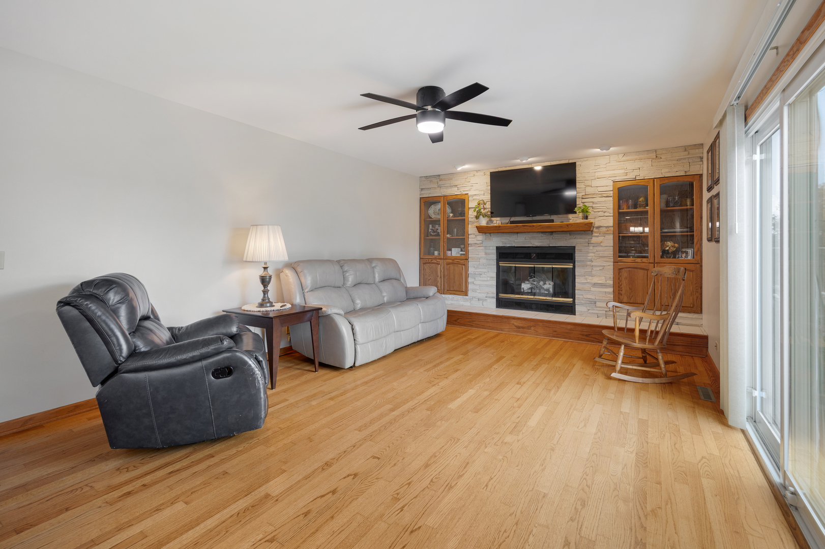15n133 Shirewood Farm Road Property Photo 6