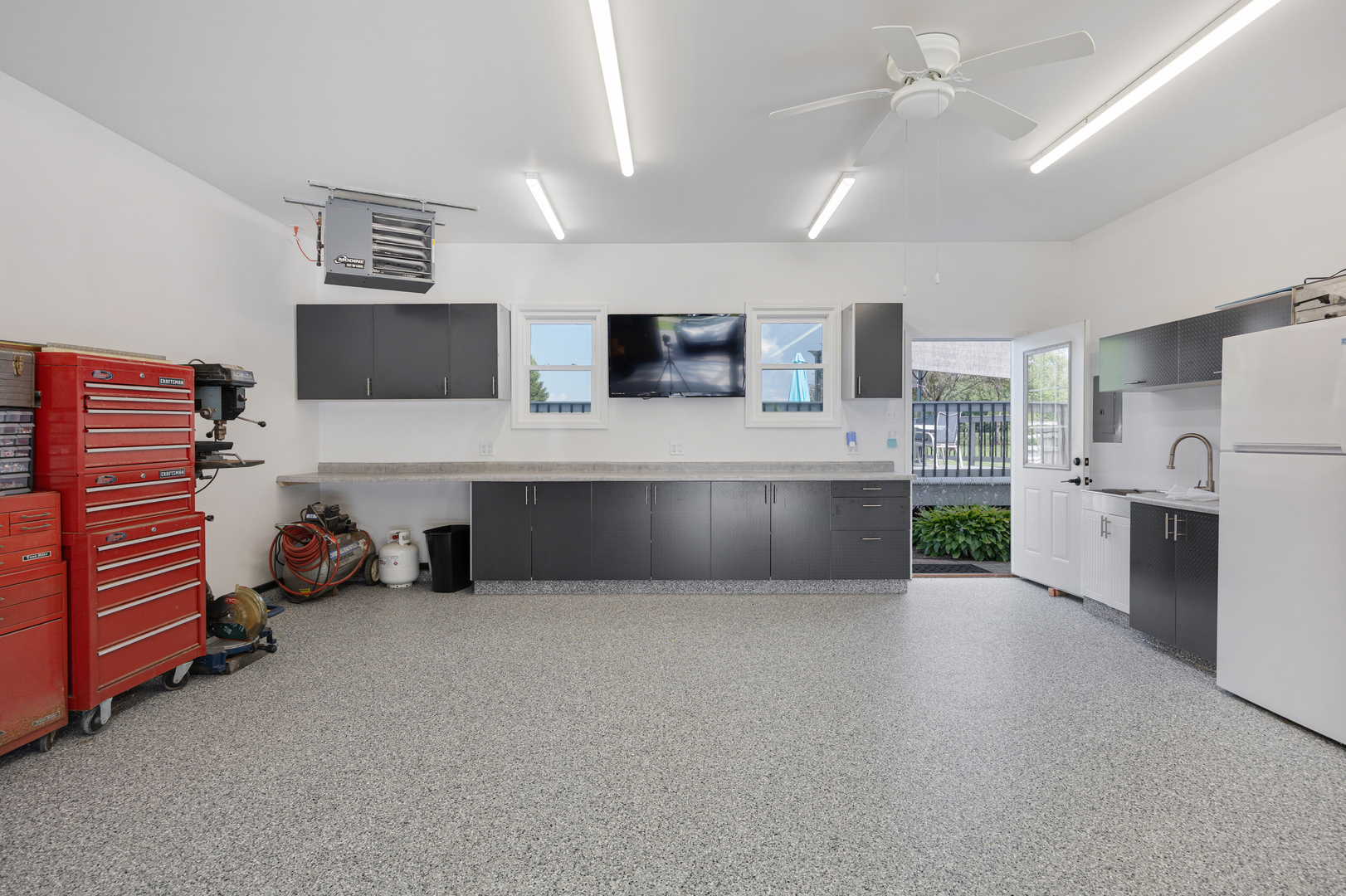 15n133 Shirewood Farm Road Property Photo 10