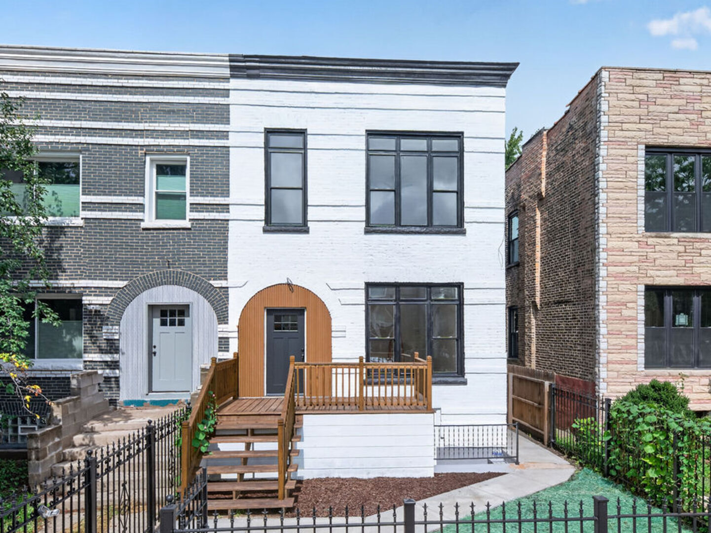 3316 W Le Moyne Street Property Photo 2