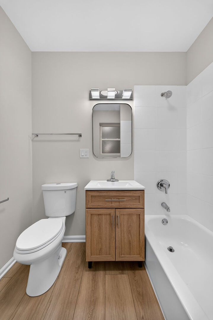 3316 W Le Moyne Street Property Photo 9