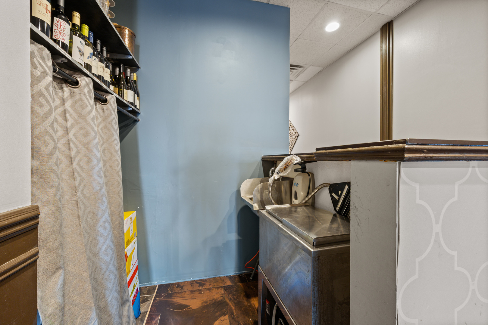 1417 Waukegan Road Property Photo 19