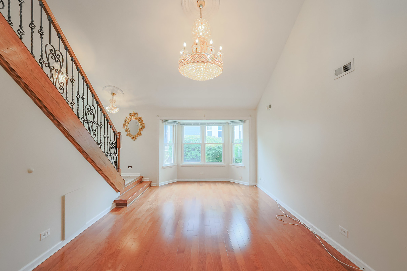 20 Sarahs Grove Lane Property Photo 5