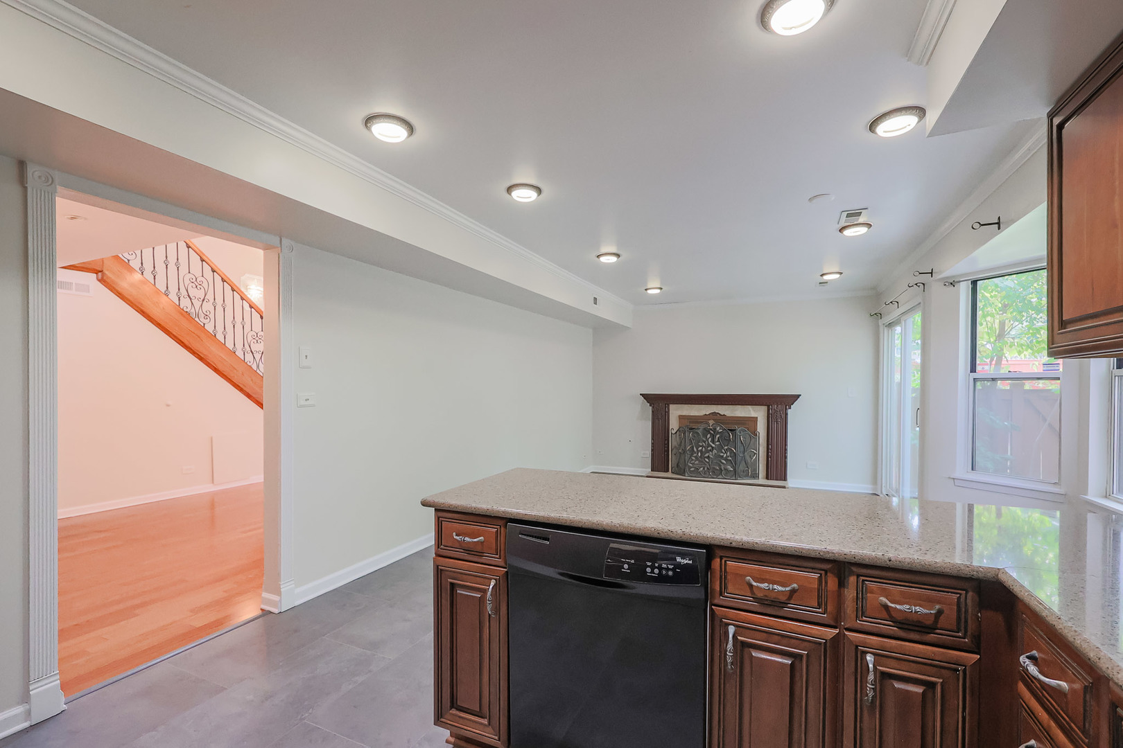 20 Sarahs Grove Lane Property Photo 13
