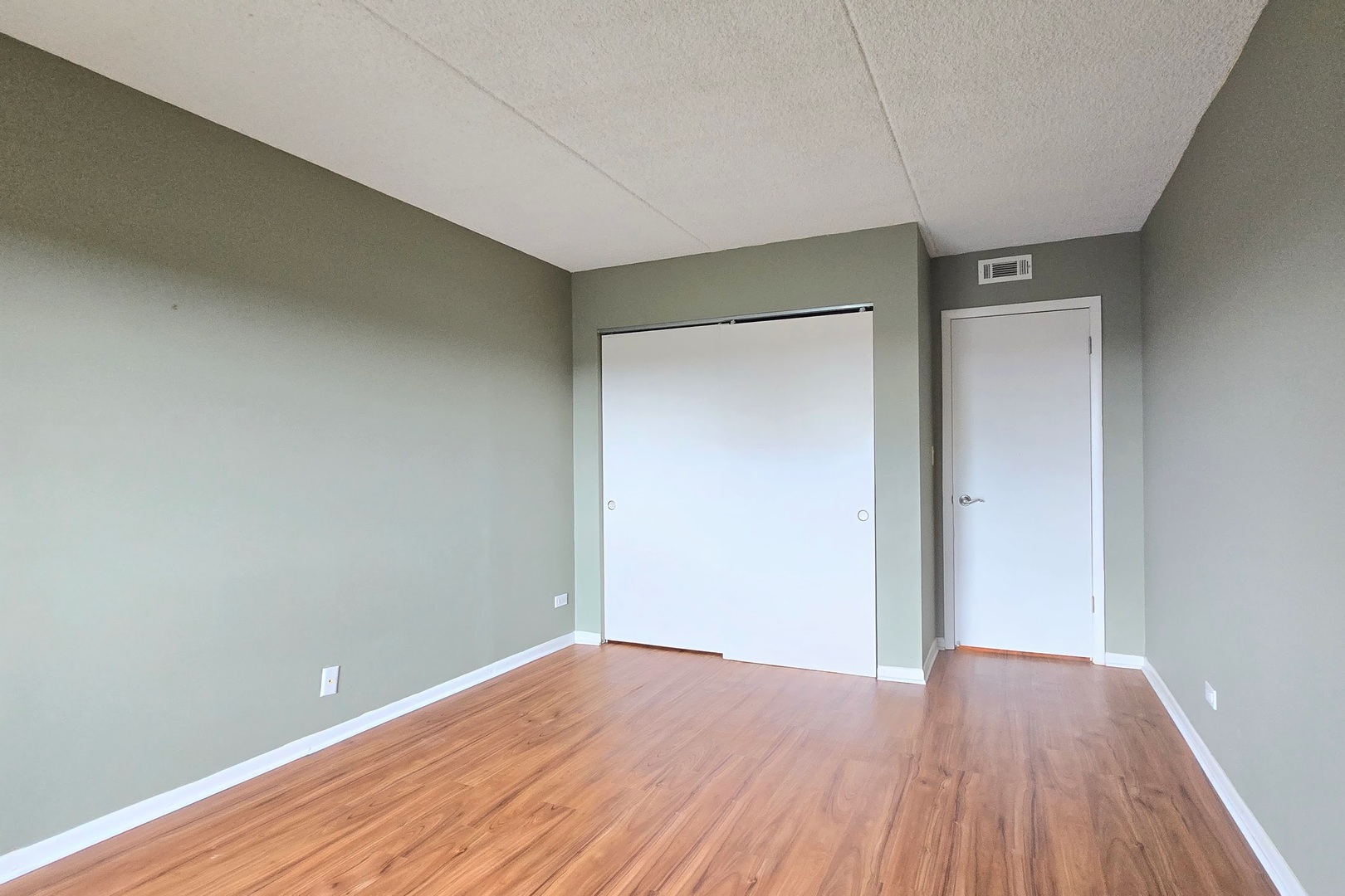690 Chandler Road 408 Property Photo 11