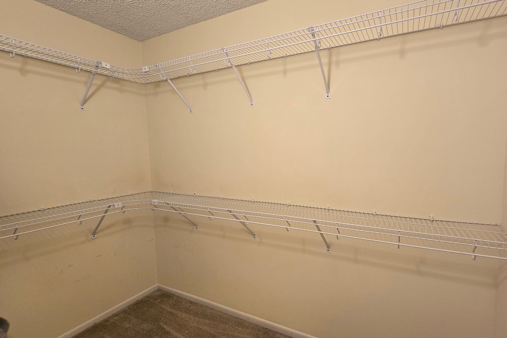 690 Chandler Road 408 Property Photo 17