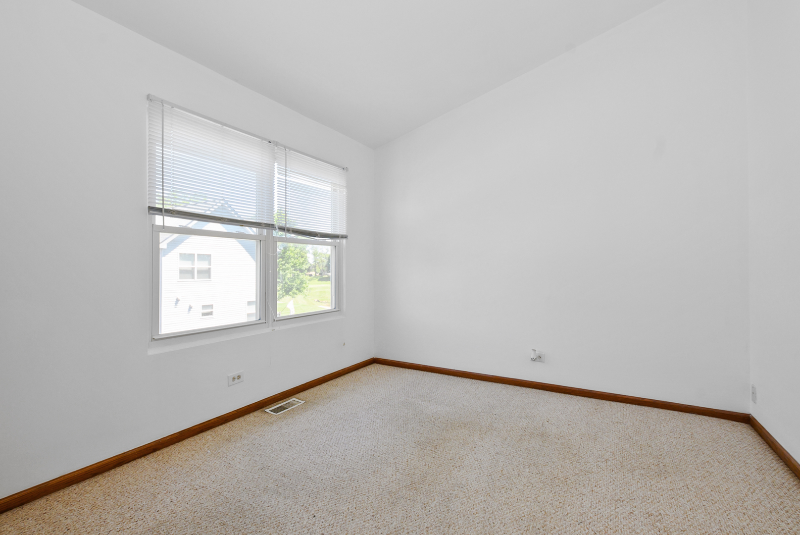 17439 Yakima Drive Property Photo 12