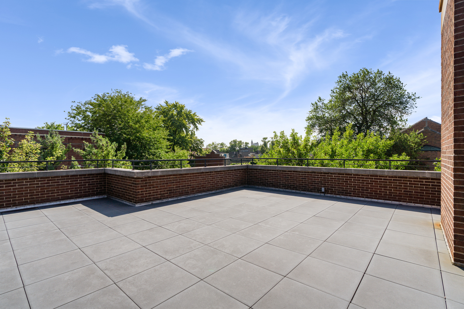 1801 N Hermitage Avenue Property Photo 61