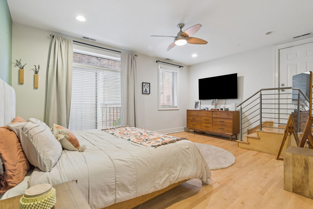 2315 W Wabansia Avenue 1e Property Photo 13