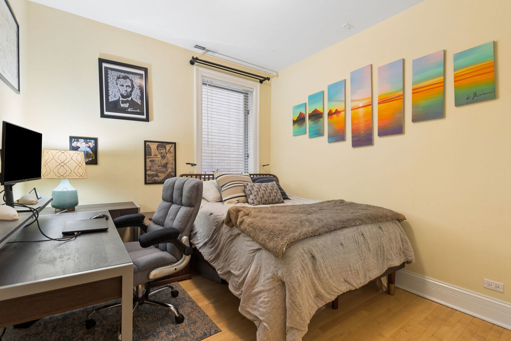 2315 W Wabansia Avenue 1e Property Photo 17