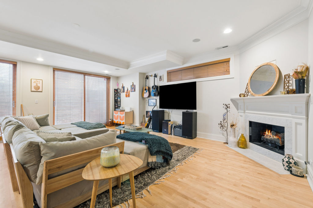 2315 W Wabansia Avenue 1e Property Photo 19