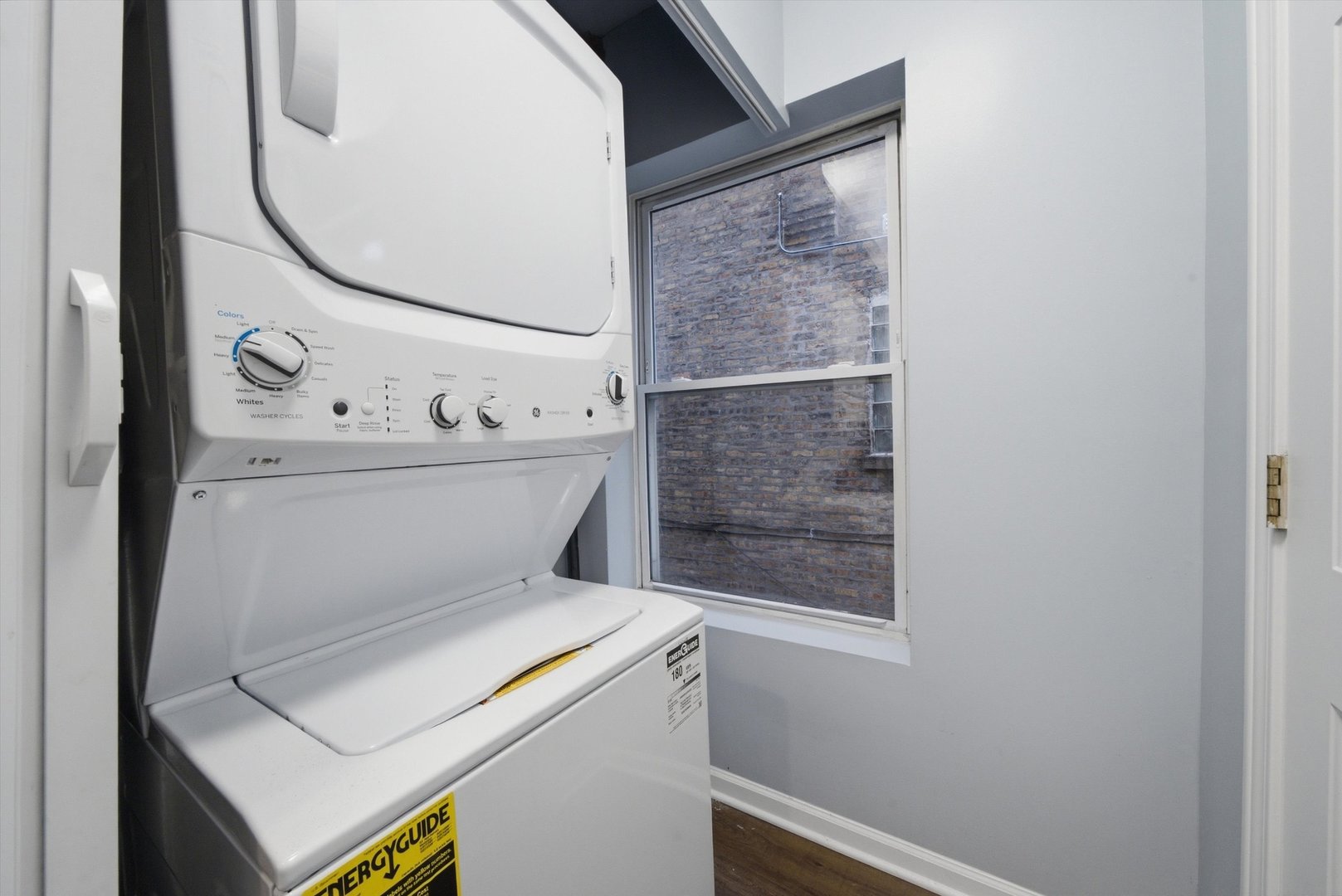 2265 W Diversey Avenue Property Photo 27